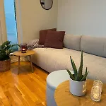 Διαμέρισμα Modern And Airy In Center Μπέργκεν